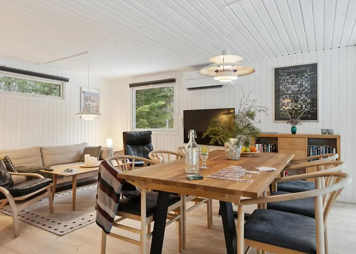 Cozy In With Kitchen Hadsund